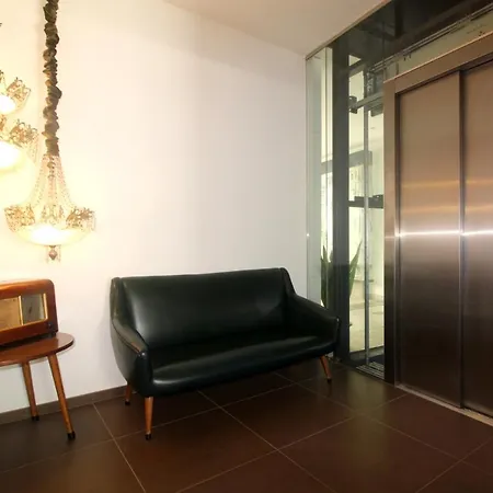 Moderna-3